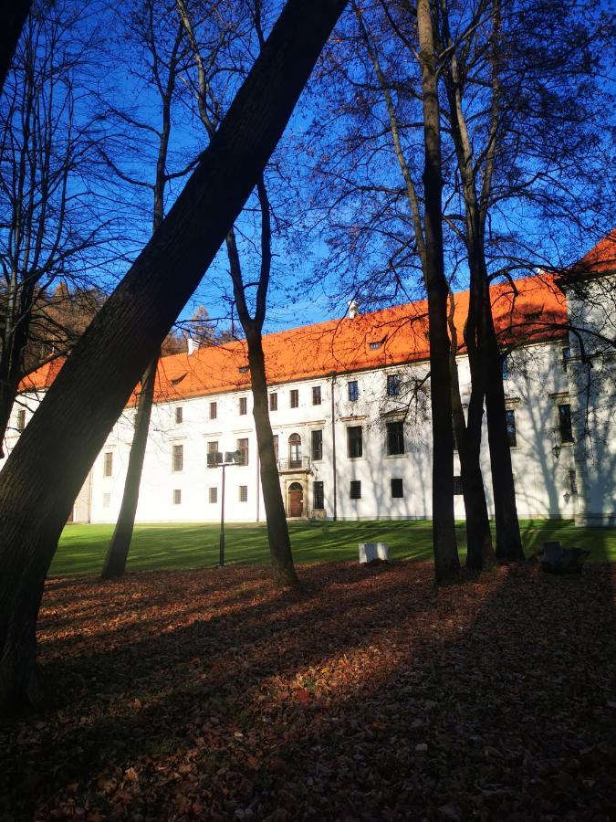 Suskie Diablaki Hotel Sucha Beskidzka Exterior foto